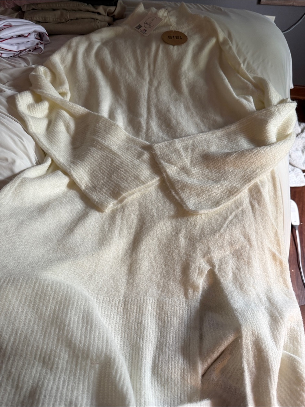 BiBi Ivy sweater dress long sleeve high neck Ivory size large NWT dress